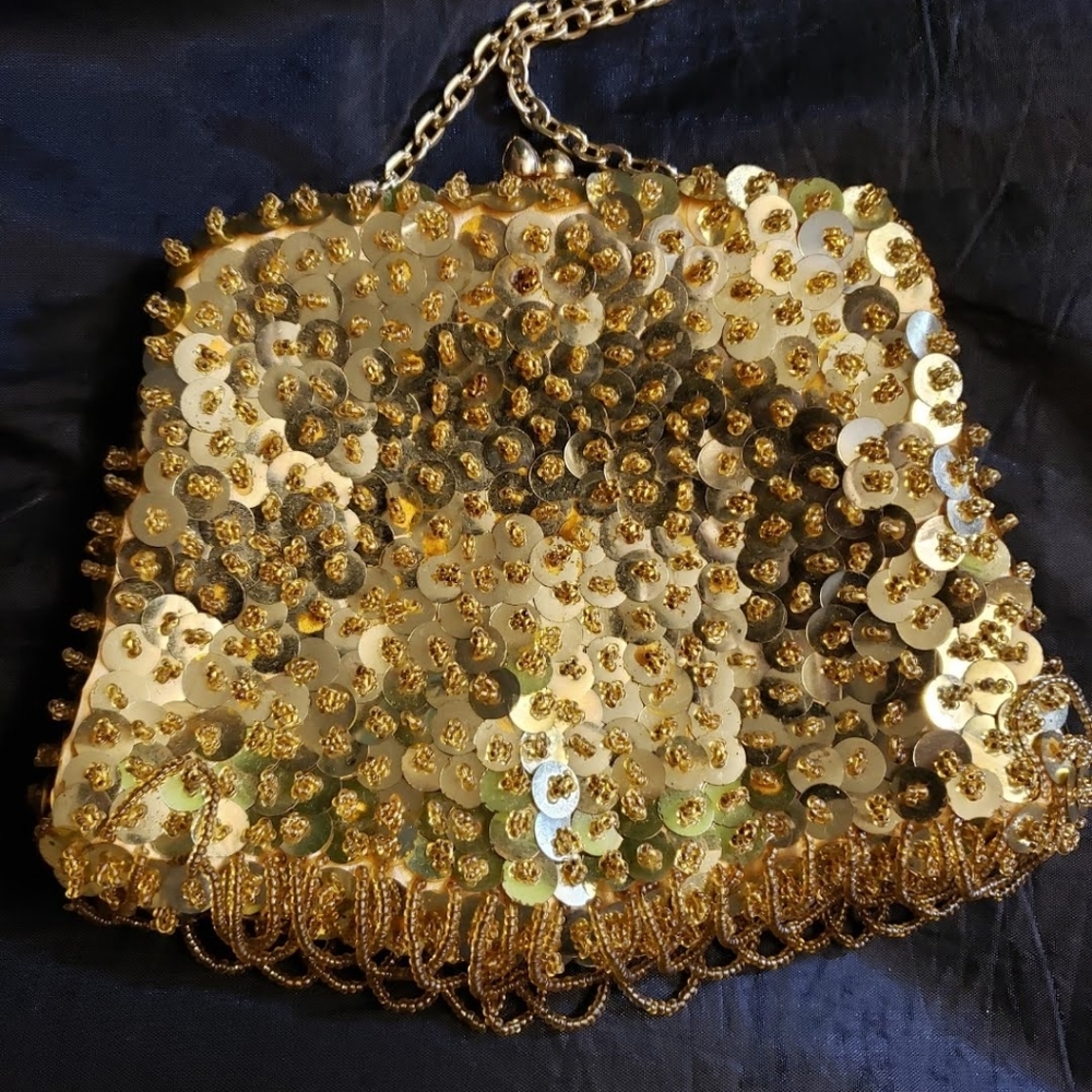 VINTAGE EVENING BAGS (GOOD CONDITION)